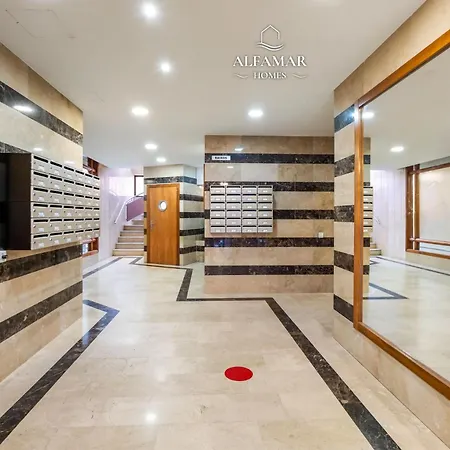 Gala - Modern With Parking & Pool